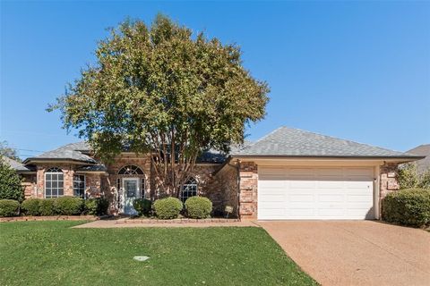 Tiny photo for 6201 Castle Creek Road, Arlington, TX 76017 (MLS # 21101808)