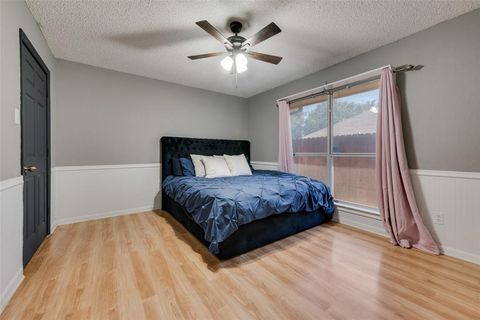 Tiny photo for 6201 Castle Creek Road, Arlington, TX 76017 (MLS # 21101808)