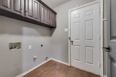 Tiny photo for 6201 Castle Creek Road, Arlington, TX 76017 (MLS # 21101808)