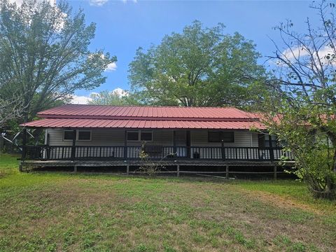 Photo of 43 County Road 4730 W, Cumby, TX 75433 (MLS # 21028322)