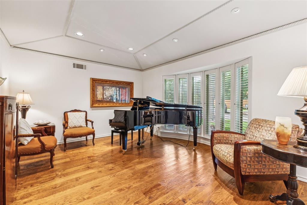 Park Royal - Residential