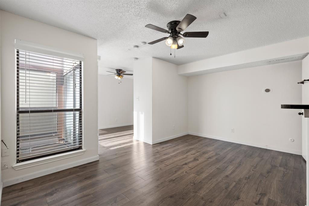 Arlington Oaks Condo - Residential Lease