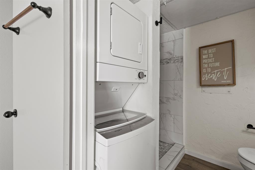 Arlington Oaks Condo - Residential Lease