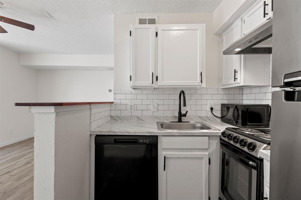 Arlington Oaks Condo - Residential Lease