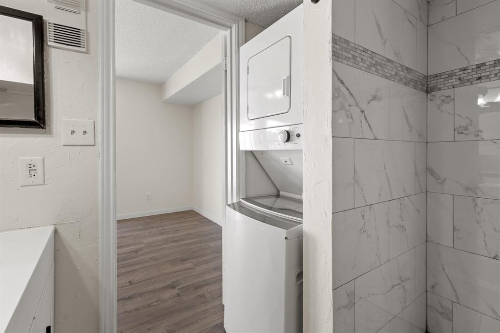 Arlington Oaks Condo - Residential Lease