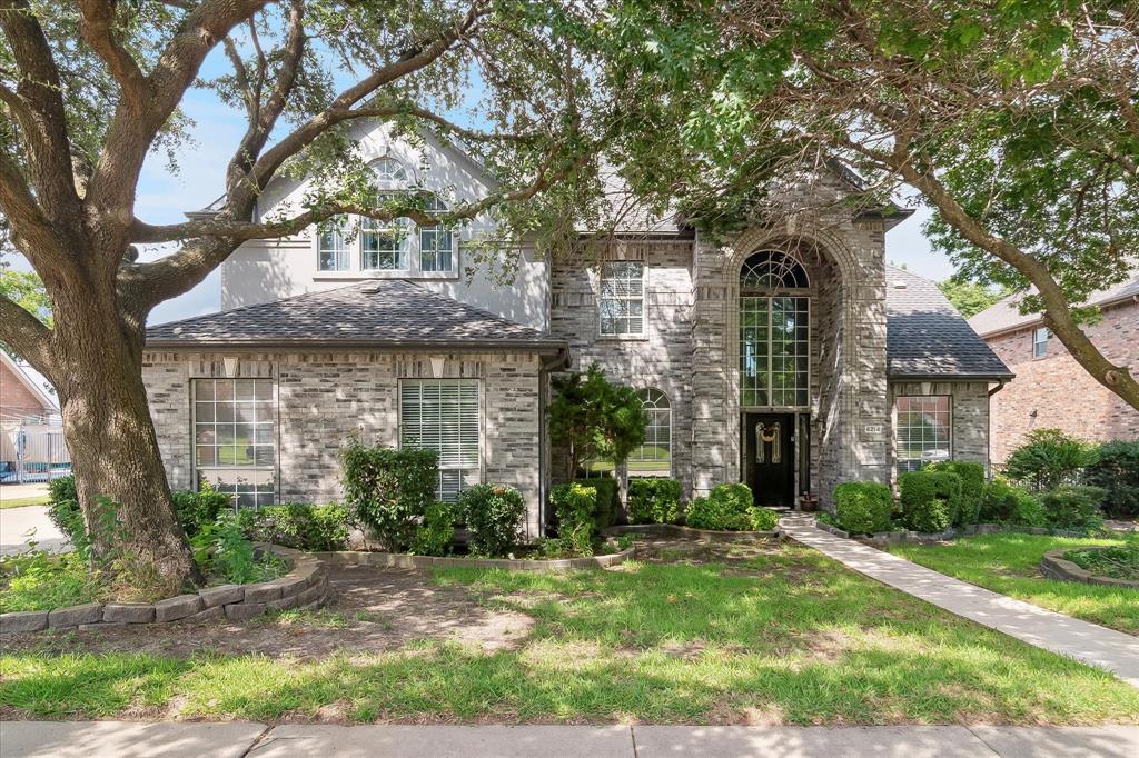6214 Lincolnshire Lane