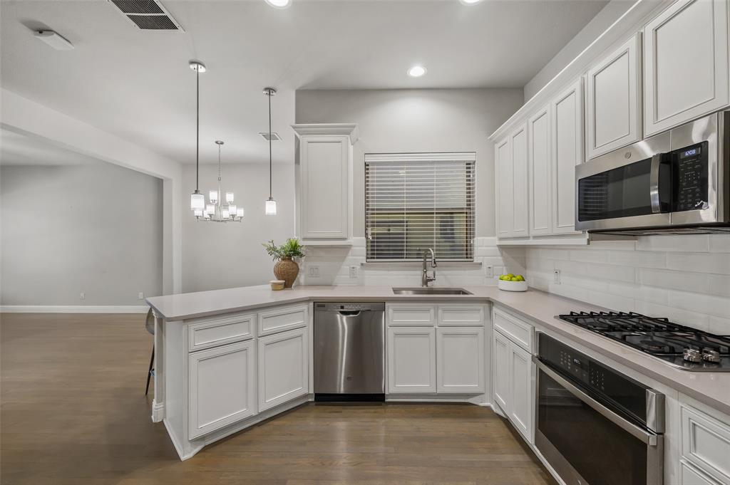 Riverside Point - Residential