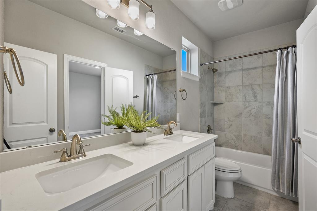 Riverside Point - Residential