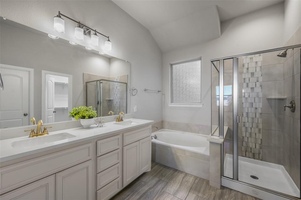 Riverside Point - Residential