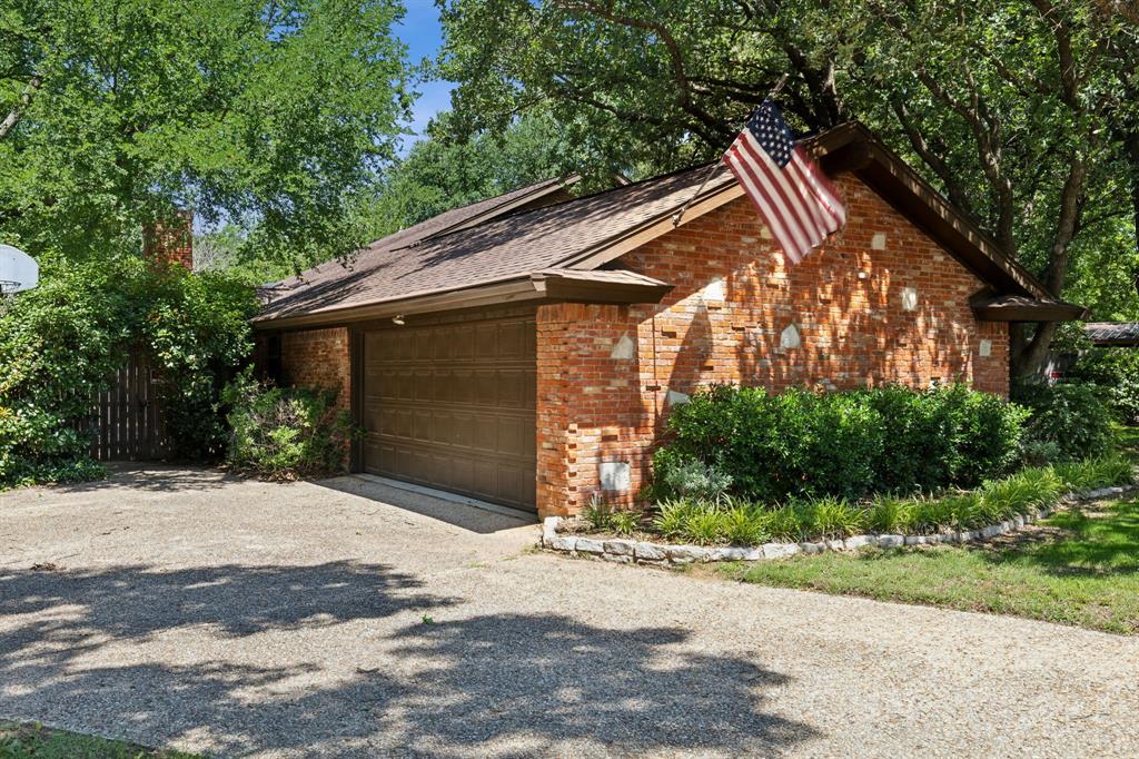 1725 Preston Hollow Court