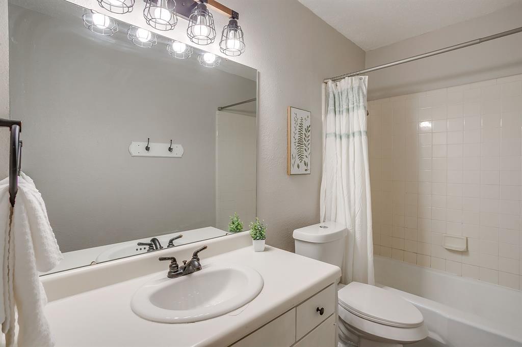 Crestmoor Park - Residential