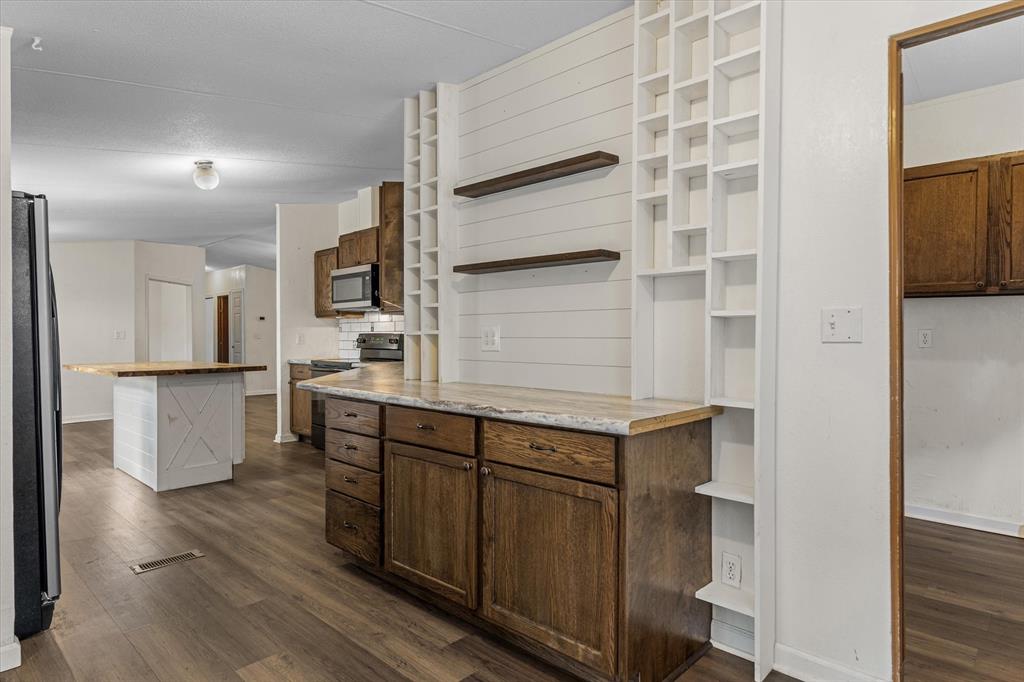 Hickory Hills - Residential