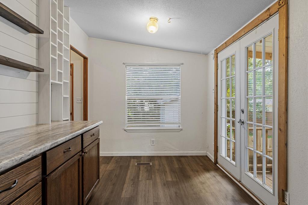 Hickory Hills - Residential