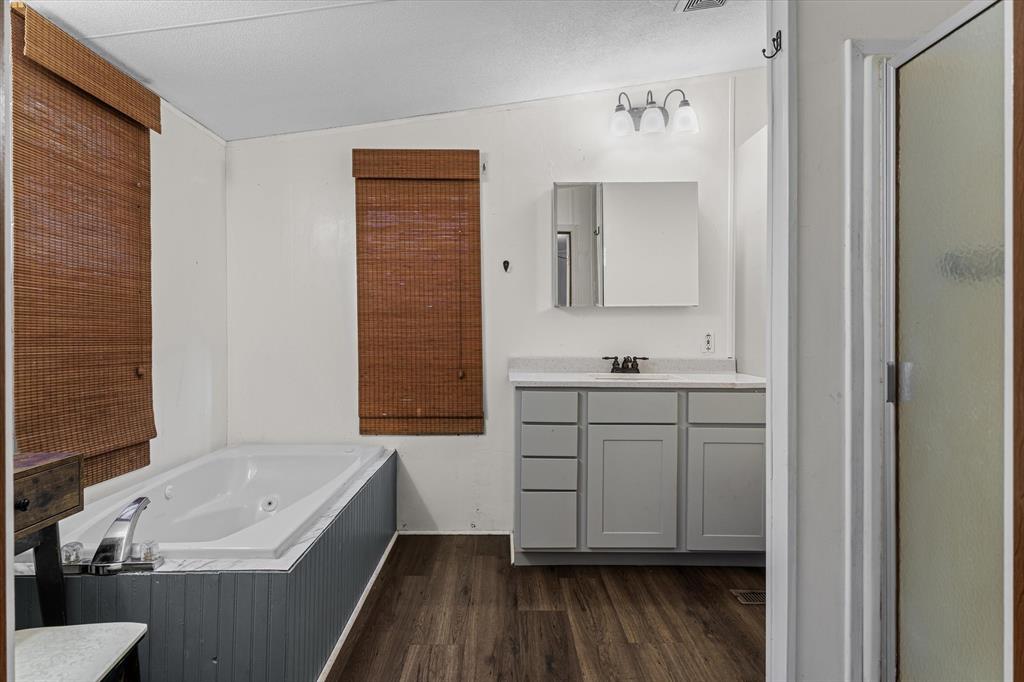 Hickory Hills - Residential