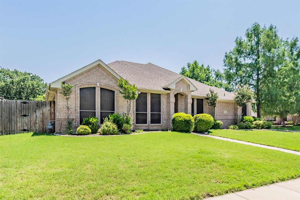 8300 Red Rose Trail