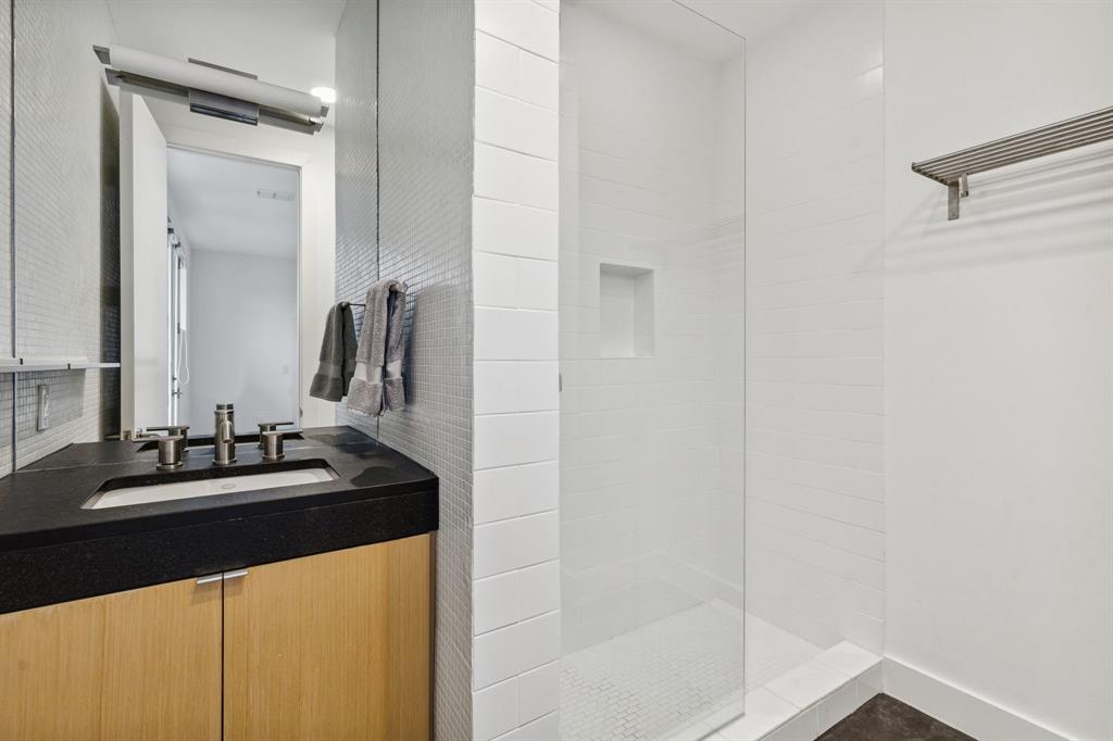 Lafoy Place - Residential Lease