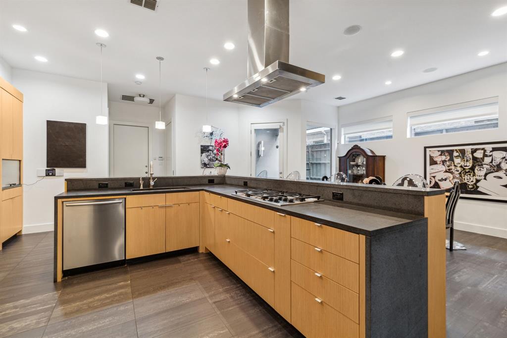 Lafoy Place - Residential Lease