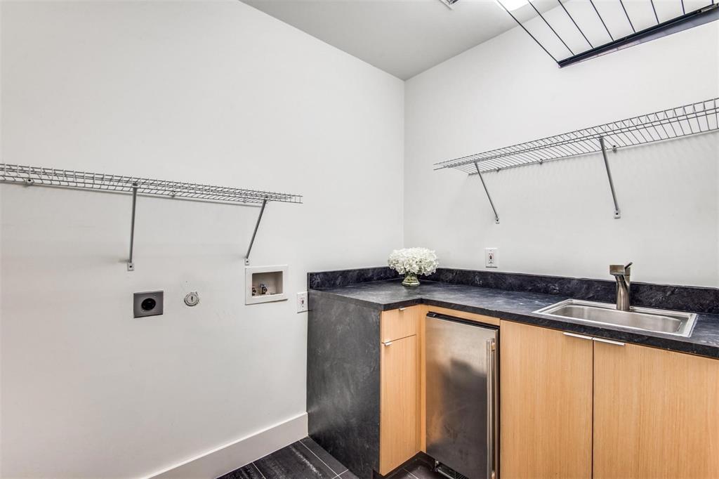 Lafoy Place - Residential Lease