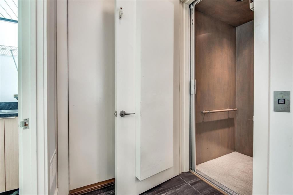 Lafoy Place - Residential Lease