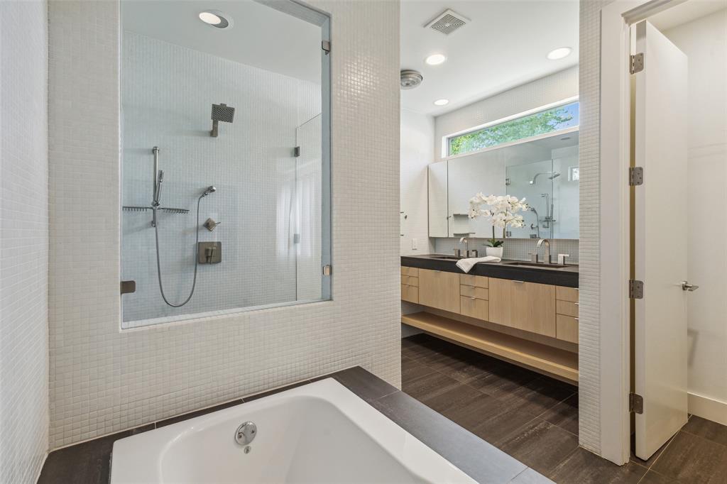 Lafoy Place - Residential Lease