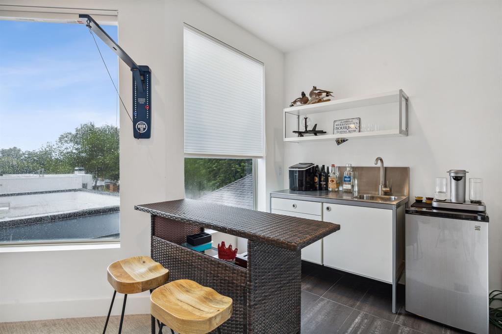 Lafoy Place - Residential Lease