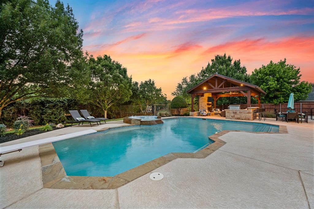 4111 Buckingham Place