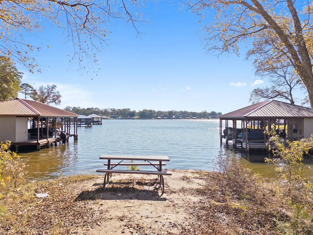 Springhill Canal - Residential