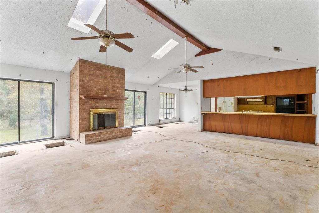 Springhill Canal - Residential