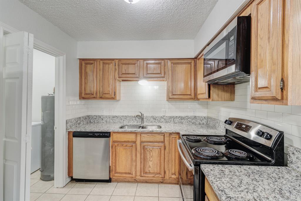 Morningside 4 Ph B - Residential Lease