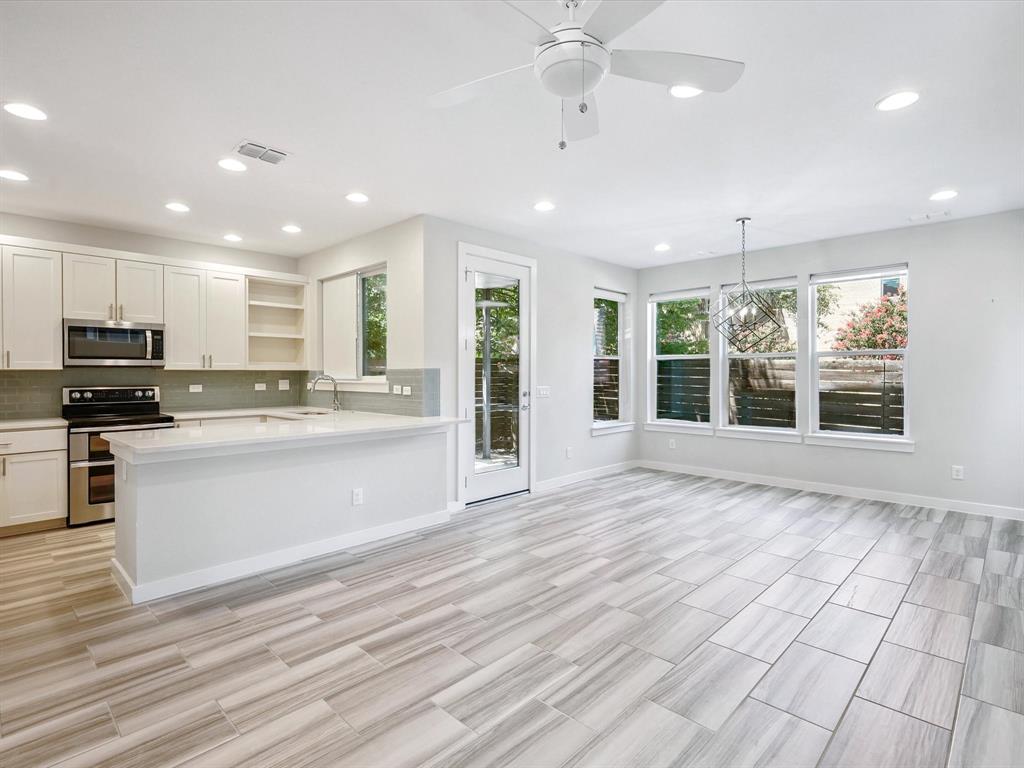 1095 Gallivant Lane