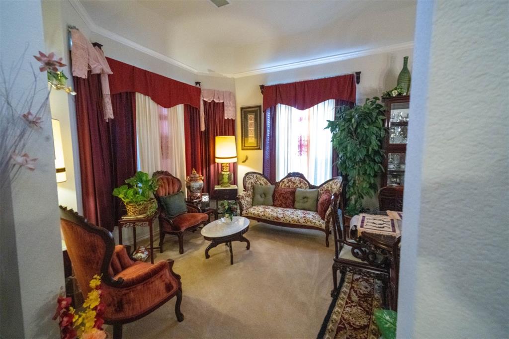 8401 Shakespeare Lane