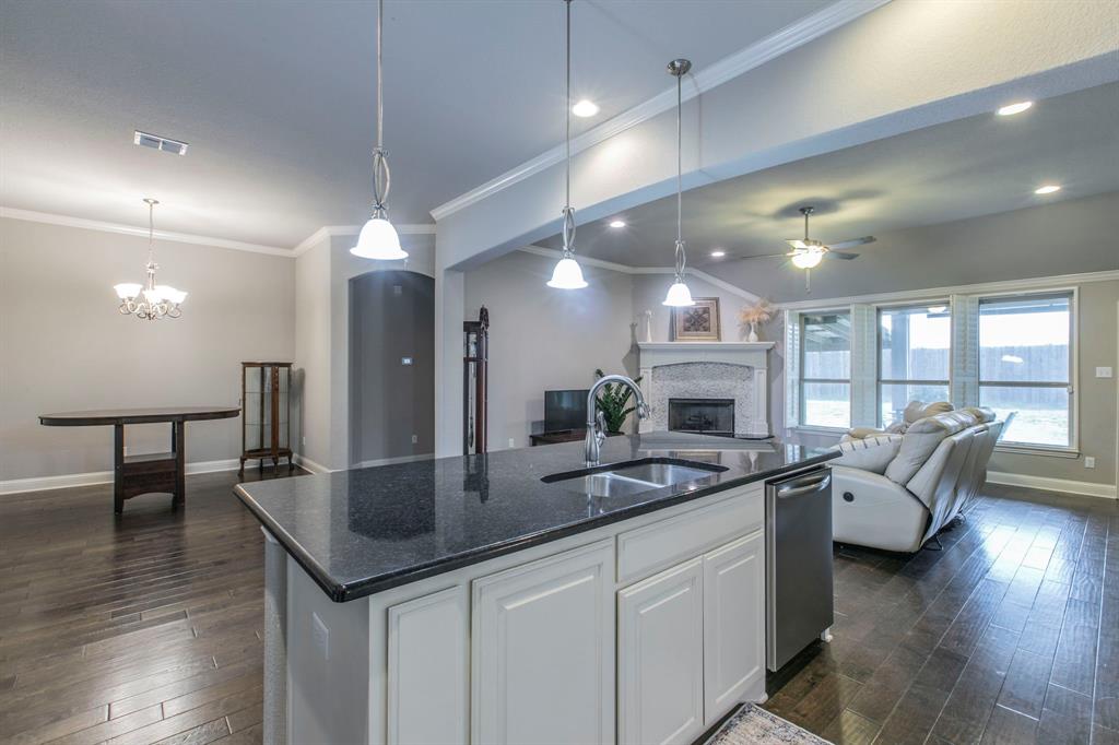 TRAILS OF OAKRIDGE - Residential