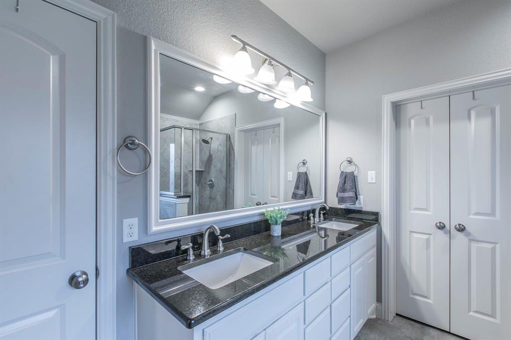 TRAILS OF OAKRIDGE - Residential