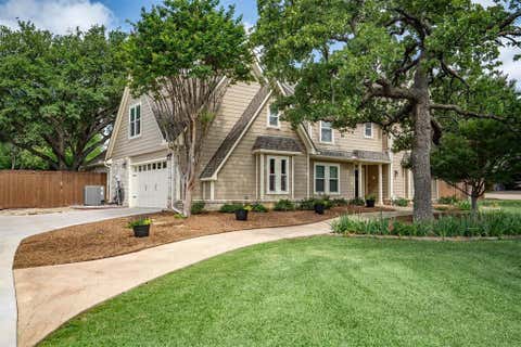 Photo of 410 Simmons Road, Double Oak, TX 75077 (MLS # 21290006)