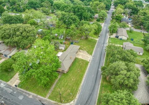 A home in Corsicana