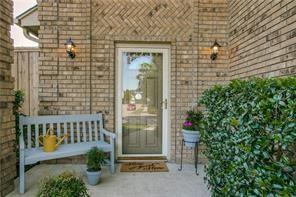 544 Lake Forest Drive