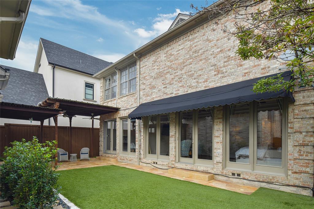 Highland Park 04 Instl - Residential