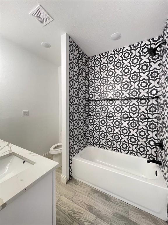 Canyon Creek III - Residential Lease