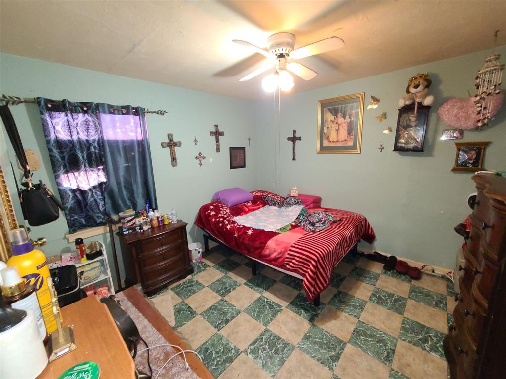 Sol Spigel Village 01 - Residential