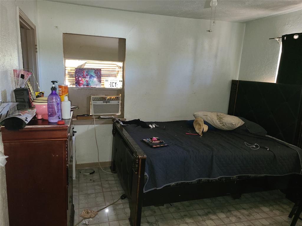 Sol Spigel Village 01 - Residential