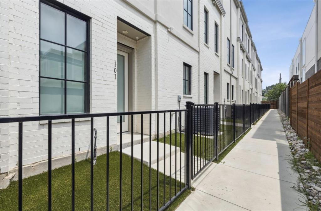 Mosers - Residential Lease