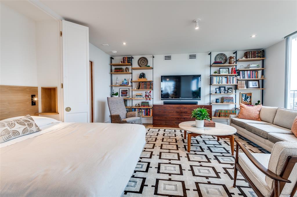 Park Towers Condo - Residential