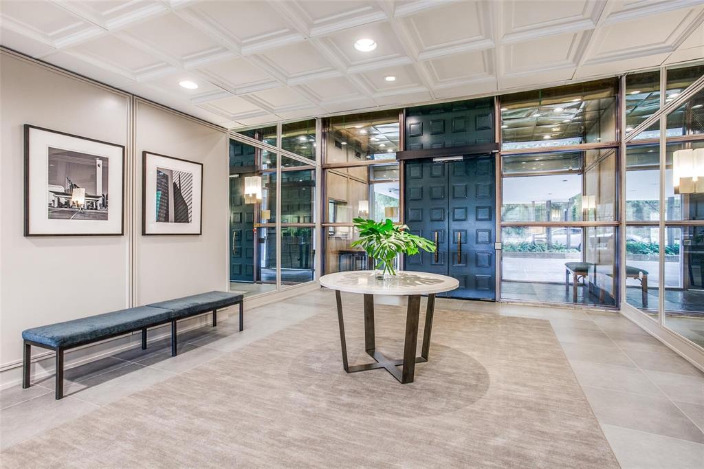 Park Towers Condo - Residential