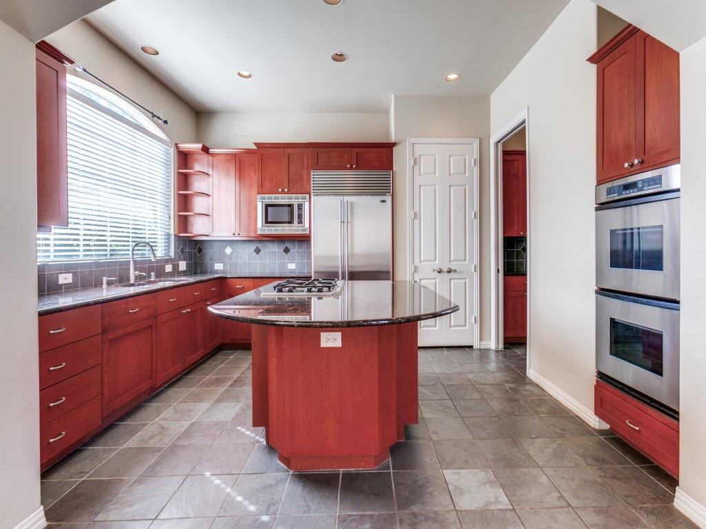 BOUNDBROOK OAKS ESTATES - Residential