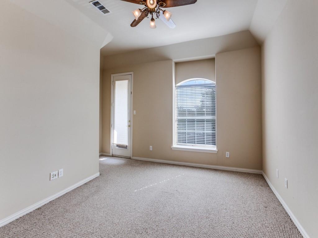 BOUNDBROOK OAKS ESTATES - Residential