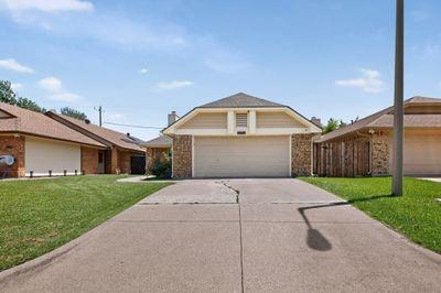 1157 Meadow Park Lane