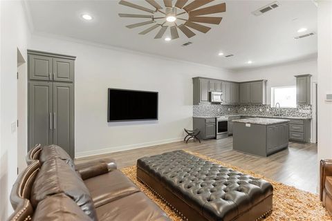 Tiny photo for 5825 County Road 173, Celina, TX 75009 (MLS # 20993567)