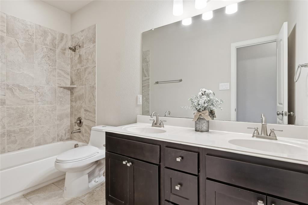 Riverside Point - Residential