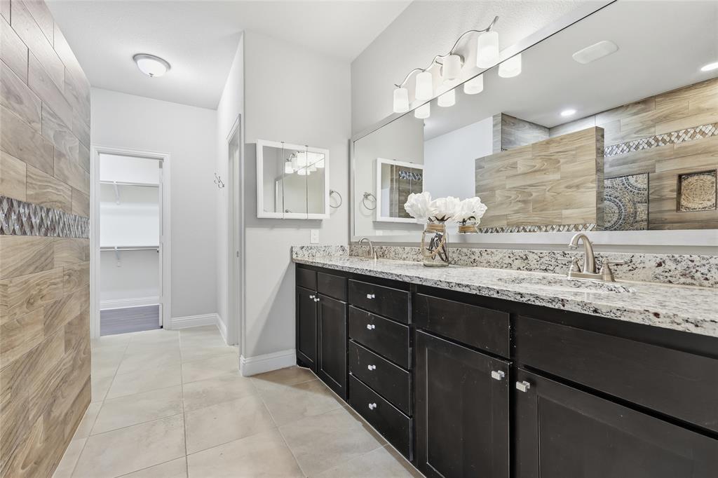 Riverside Point - Residential