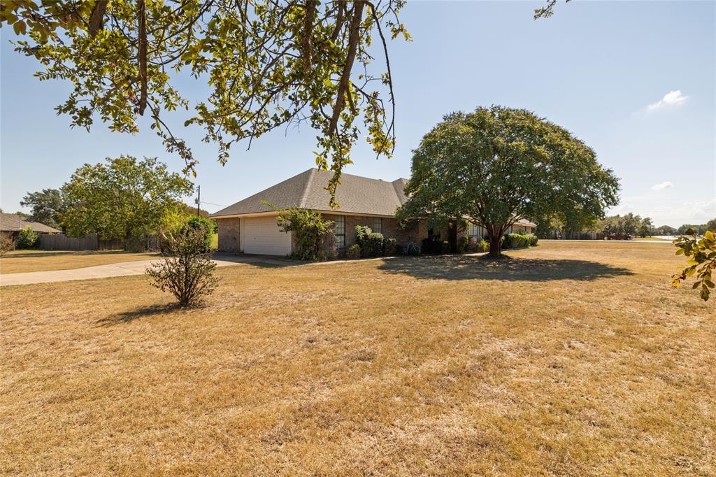 136 Lakeview Drive